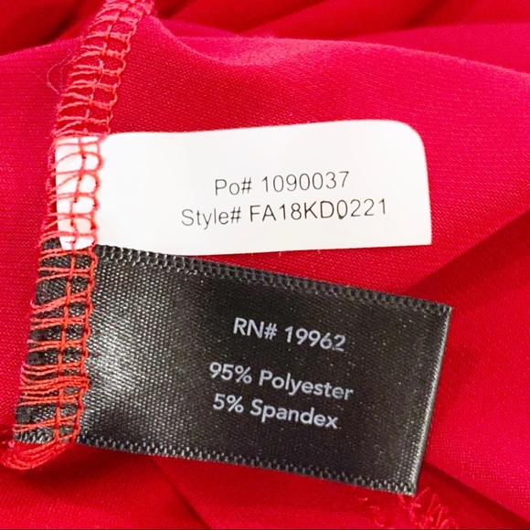 💃❤Boston Proper Red Long Sleeve V-Neck Dress❤💃 - Picture 9 of 10